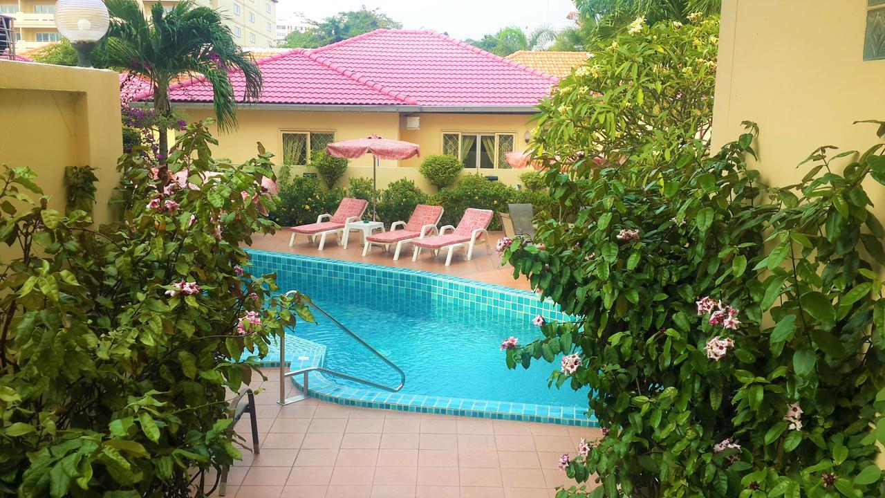Butterfly Garden Boutique Residences By Frasier, A Lifestyle Destination Apt And Villas 1 To 3 Bedroom Units, 2 Full Bathrooms, Rain Shower, Spa Bath, Complete Kitchen, Staff 24-7,Fast Fiber Optic Wifi, 55" Smart Tv'S, Free Bbq, Pattaya Ngoại thất bức ảnh