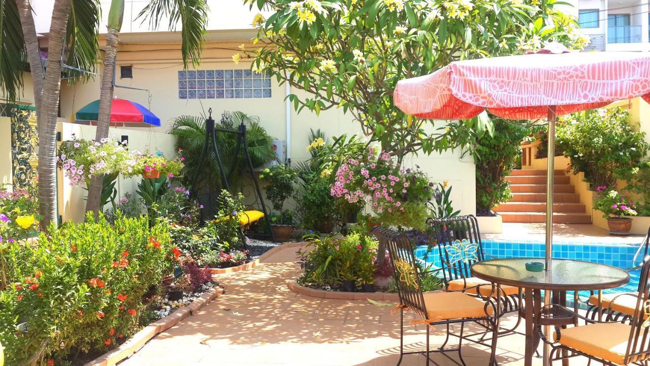 Butterfly Garden Boutique Residences By Frasier, A Lifestyle Destination Apt And Villas 1 To 3 Bedroom Units, 2 Full Bathrooms, Rain Shower, Spa Bath, Complete Kitchen, Staff 24-7,Fast Fiber Optic Wifi, 55" Smart Tv'S, Free Bbq, Pattaya Ngoại thất bức ảnh